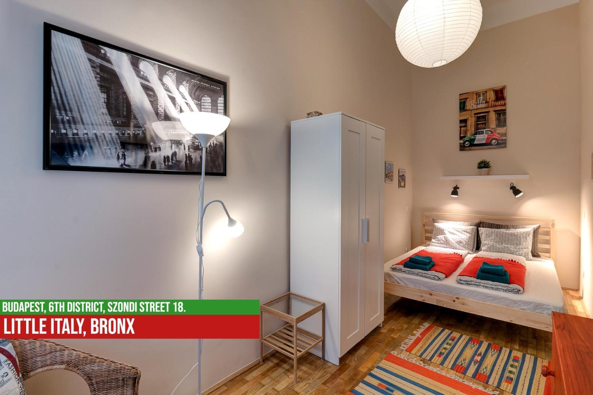Little Italy Bronx Apartment Budapest Exteriör bild